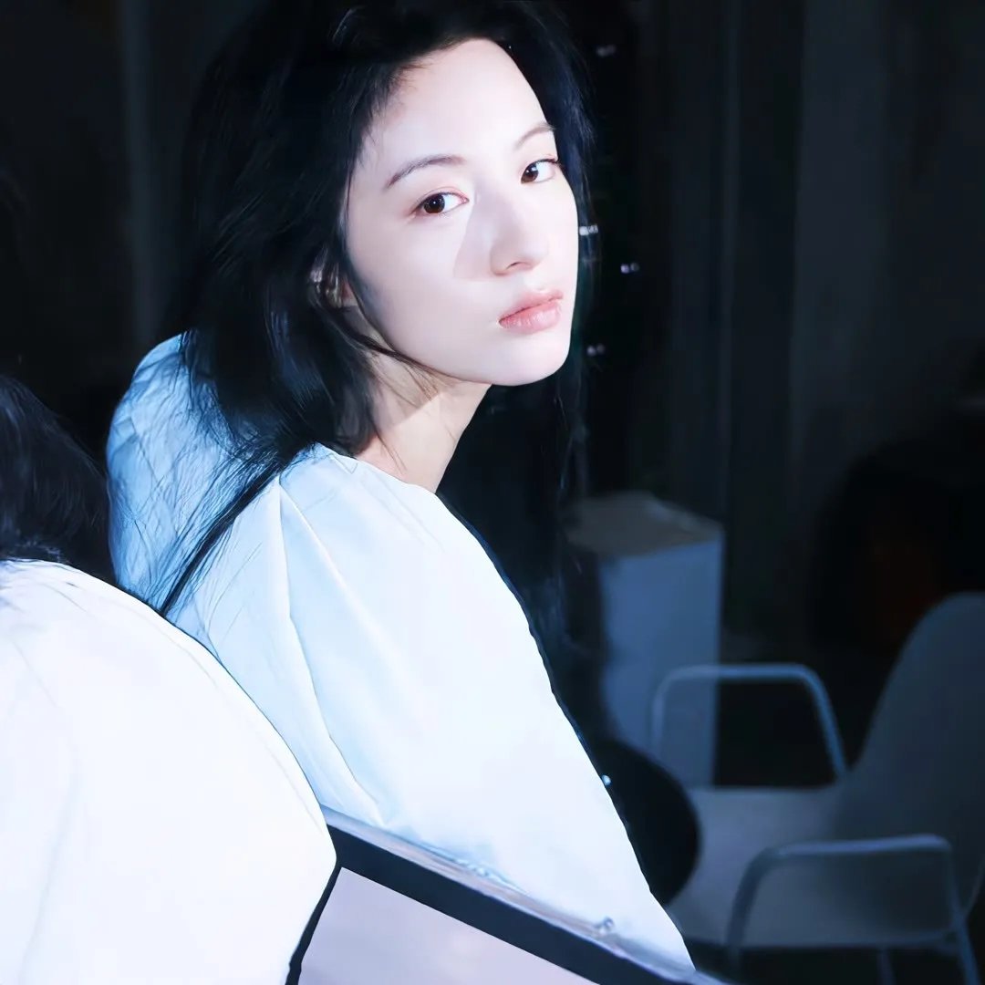 暗金丑岛君外传剧暗金犀原小姐